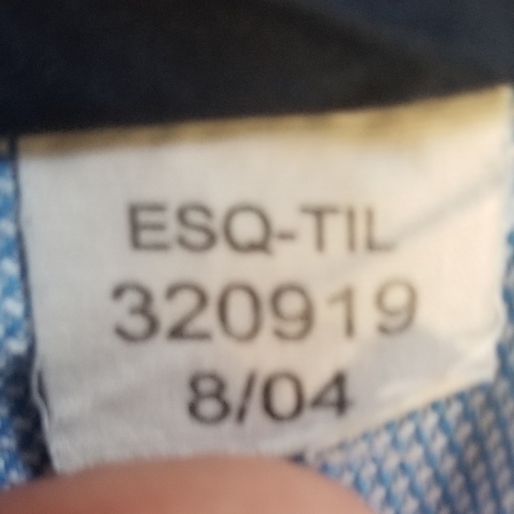 Tommy Hilfiger Men’s Casual Contrast Cuffs Button Down Cotton Shirt Sz. M - Picture 15 of 15